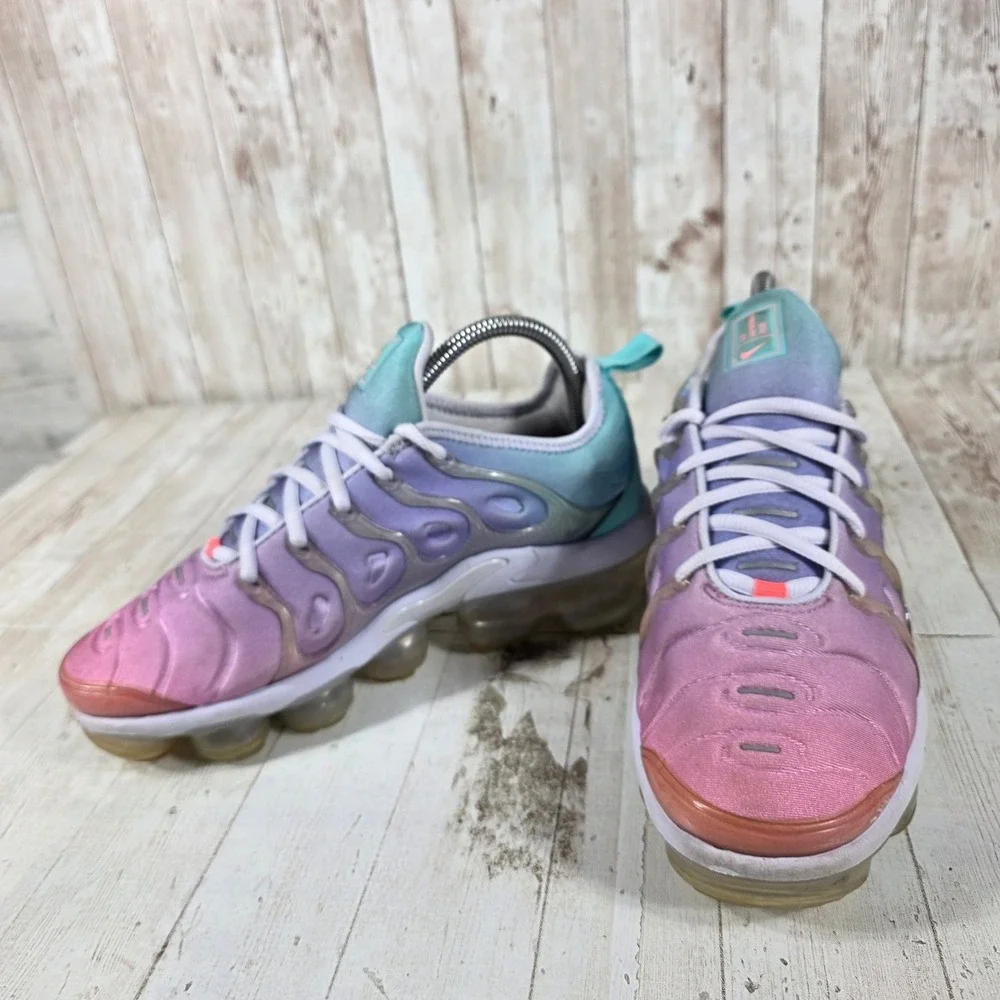 Nike Air Vapormax Plus Womens Pink Teal Purple Gradient Sneakers CW5593-700 7.5